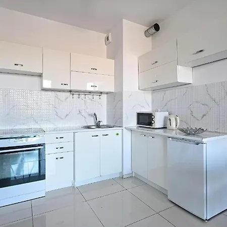 Urban Nest Group - Walowa 25c Apartman *
