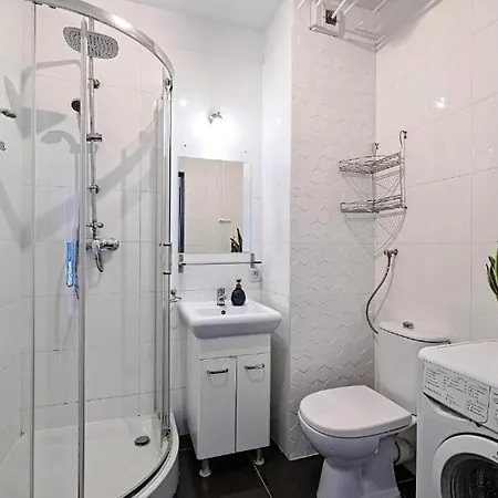 Urban Nest Group - Walowa 25c Apartman